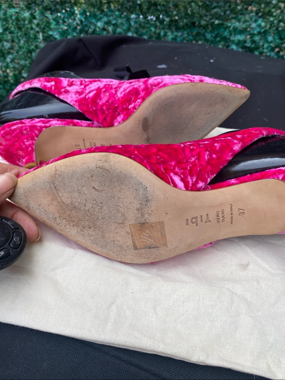 Tibi V Fuchsia Crushed Velvet kitten heel sz37/7 - Picture 5 of 5